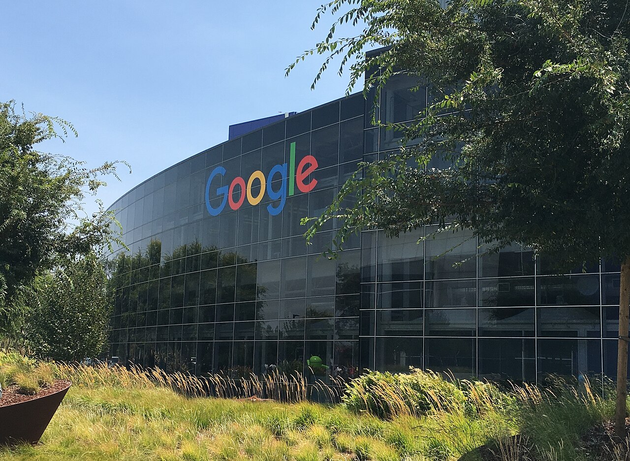 Alphabet Joins the Dow Jones: Verizon Out, AI In