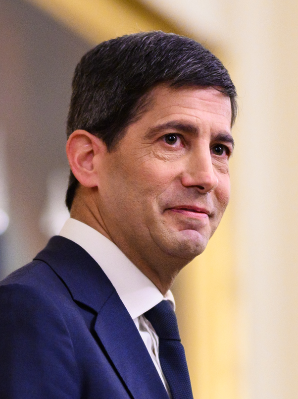 Kevin Warsh Reasserts Fed's Stance: Independence Reaffirmed, Prolonged High Rates, Trump at an Impasse